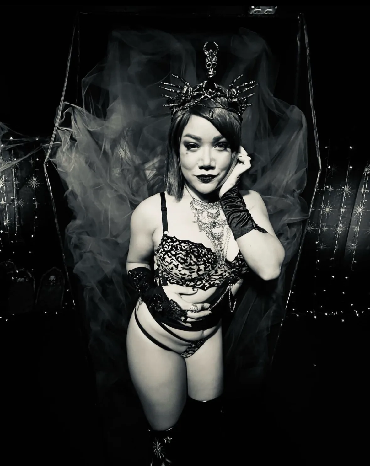Vaudeville Vibes: All Hallow's Tease