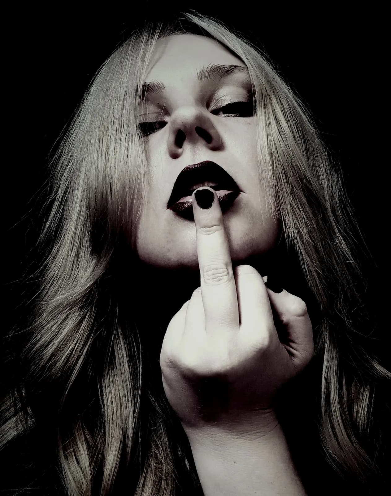 Ophelia Bones