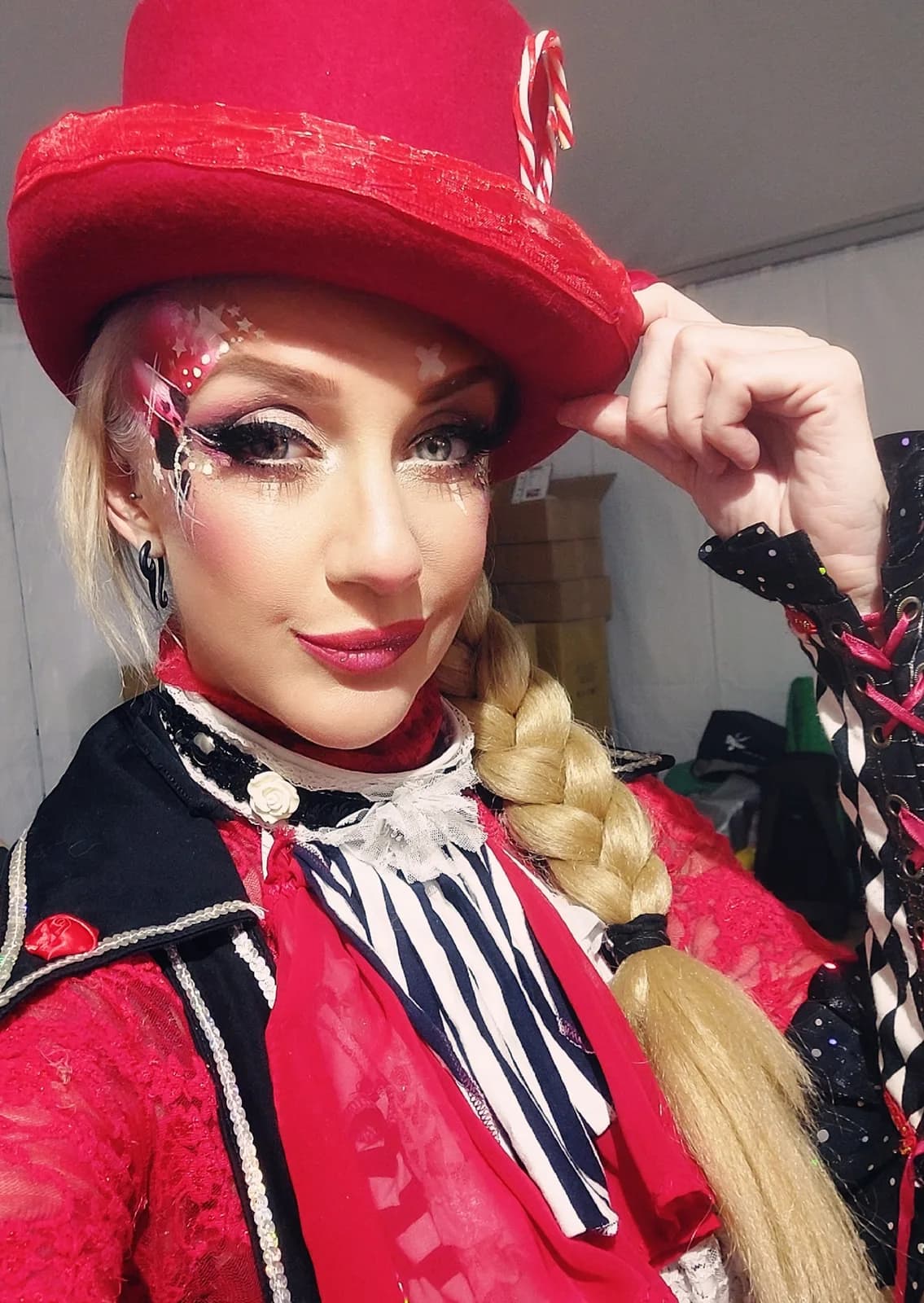 Miss Nini Fox