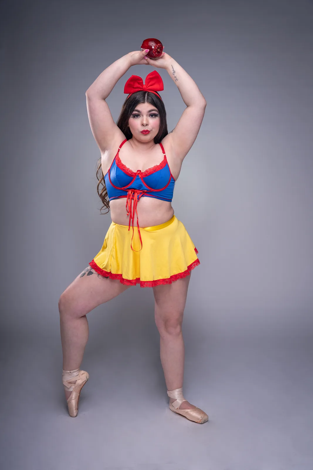 Burlesque Ballerina (Candy Apple)