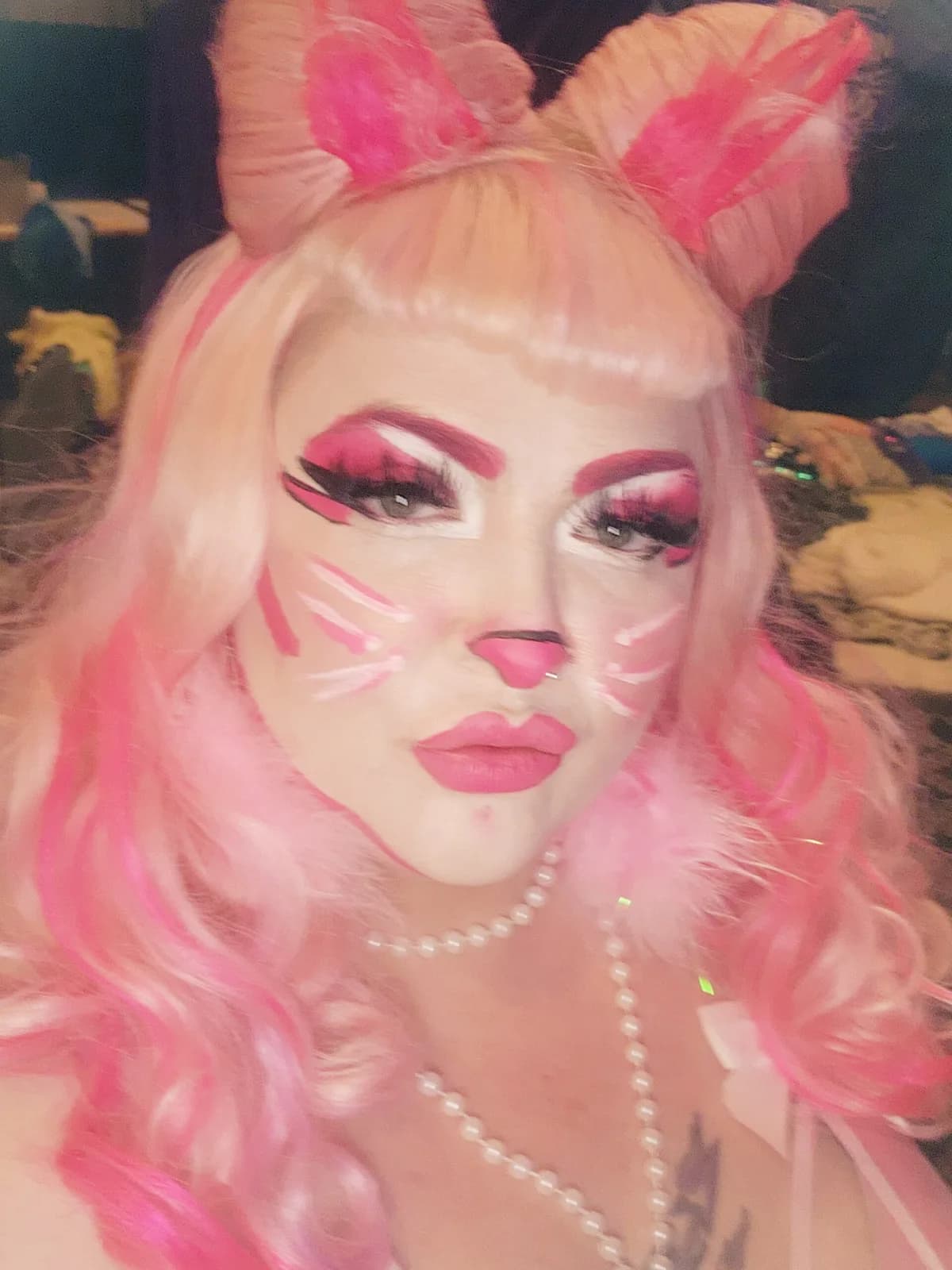 Kitten A. Round