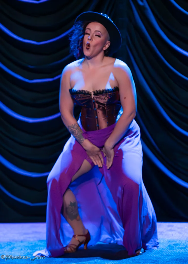 Delle B. Divine