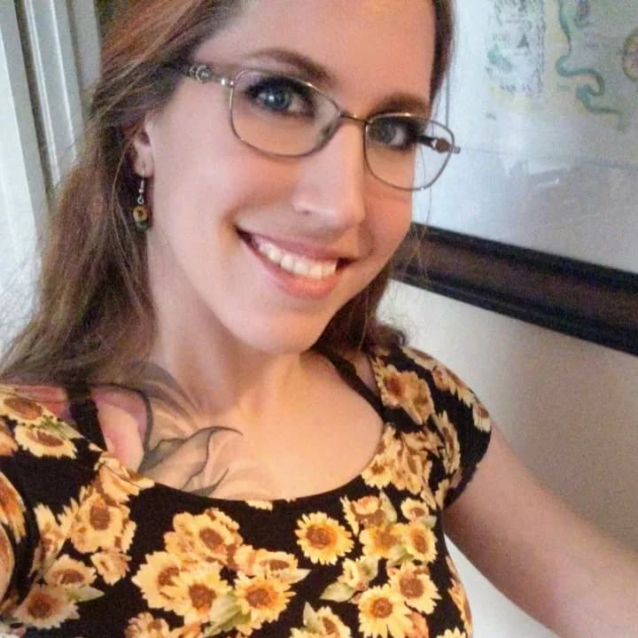 Vivian Bliss