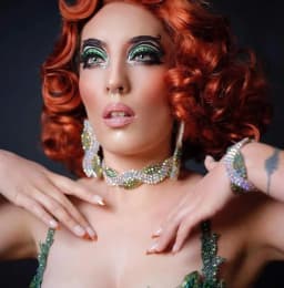 Stella Del Lure